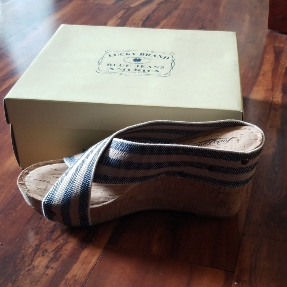 Shoes - Picture 3 of 3